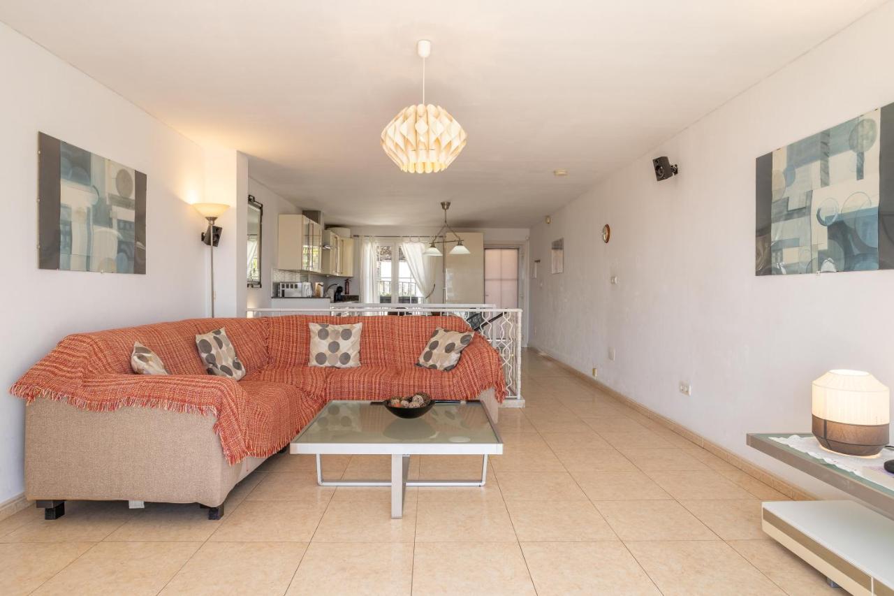 Casa Bonita-overlooking The Sea Vakantiehuis Nerja